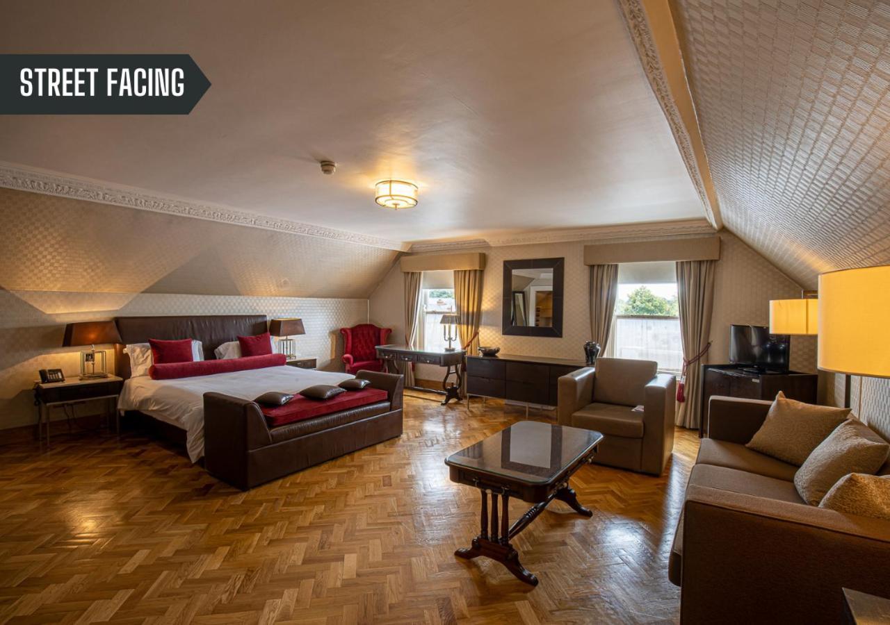 Penthouse Suite,1232011856:JPEG